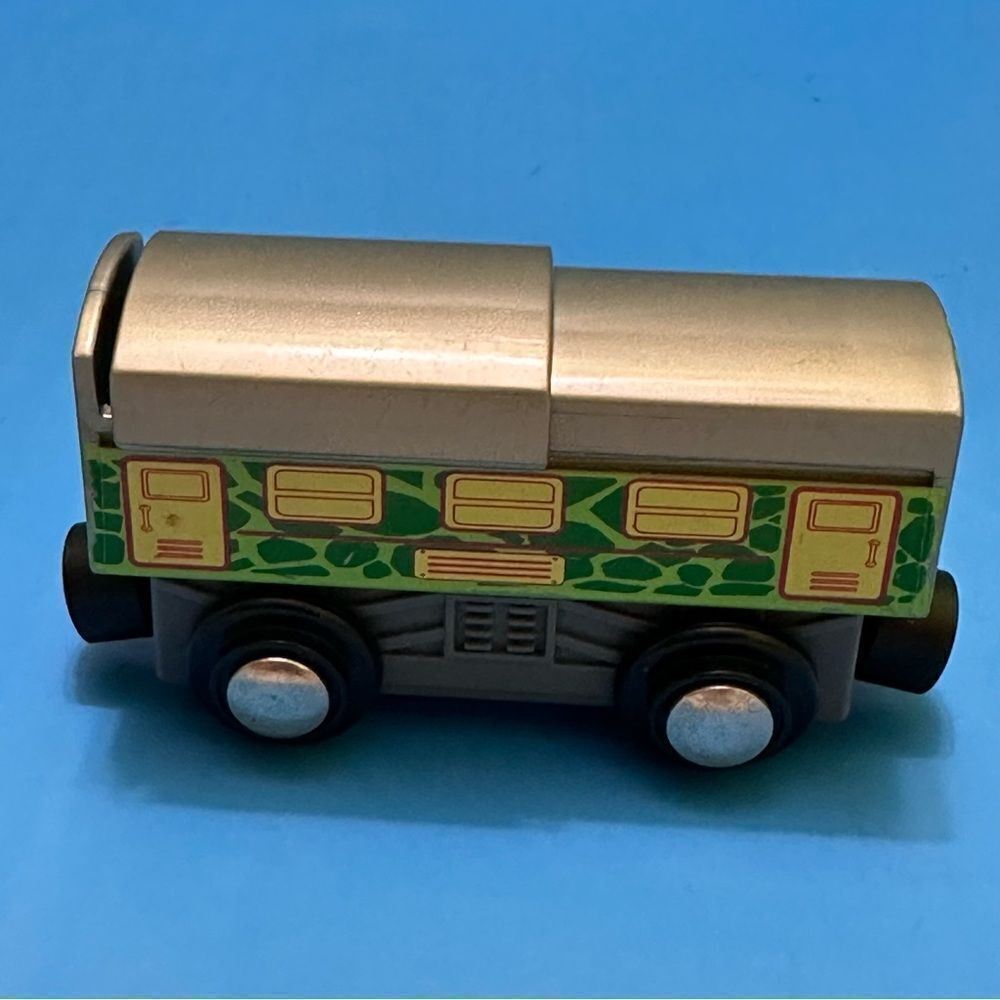 Geoffrey Inc vintage train
